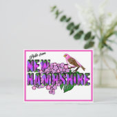 Hello from New Hampshire Purple Finch & Lilacs Postkarte (Stehend Vorderseite)