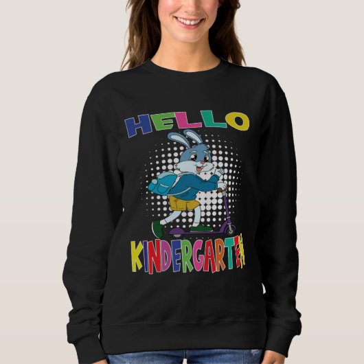 Hello Kindergarten Rabbit With Scooter Sweatshirt (Vorderseite)