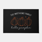 Hello Pumpkin Custom Familienname Autumn Fußmatte (Vorderseite)