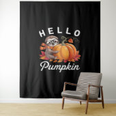Hello Pumpkin - Niedlicher Fall Sloth Herbstleaves Wandteppich (Beispiel)