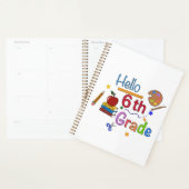 Hello Sixth Grade - Niedlich zurück zur Schulgesta Planer (Anzeige)