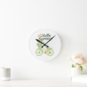 Hello Spring Vintage Bicycle Illustration Runde Wanduhr (Zuhause)