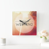 Hello Weekend 3 Quadratische Wanduhr (Zuhause)