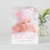 Hello World Pink Script Foto Baby Girl Birth Ankündigung (Stehend Vorderseite)