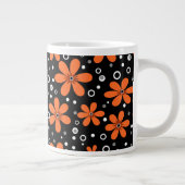 Hellorange Blume auf schwarzem Hintergrund mit w Jumbo-Tasse (Rechts)