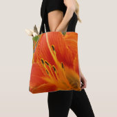 hellorange tasche (Von Nahem)