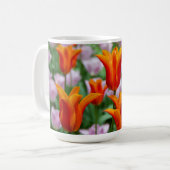 Hellorange Tulpen im Park Kaffeetasse (Vorderseite Links)