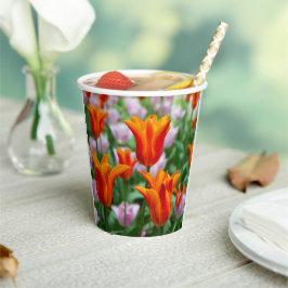 Hellorange Tulpen im Park Pappbecher