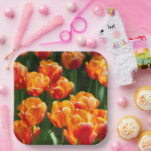 Hellorange Tulpen im Park Pappteller (Party)