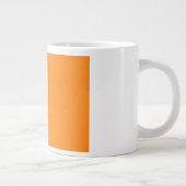 Hellorangefarbene, benutzerdefinierte Hintergrundv Jumbo-Tasse (Rechts)