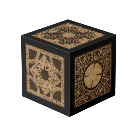 HELLRAISER WÜRFEL (Rückseite Schrägansicht)