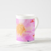 Hellrosa Aquarellblume Knochen-China Tasse (Vorderseite Rechts)
