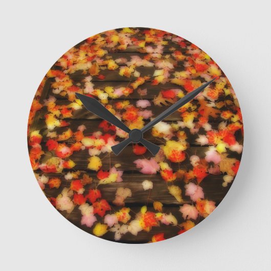 Hellrosa Blätter Runde Wanduhr (Vorderseite)