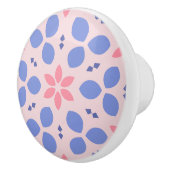 Hellrosa Blume und Blau auf Niedlicher Mod Keramikknauf (Rechts)