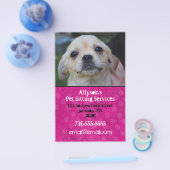 Hellrosa Hintergrund Sitzende Flyer (Einzeln)