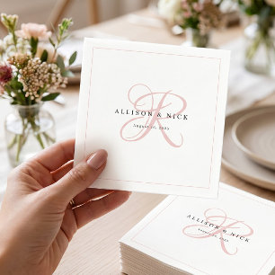 Hellrosa minimalistische Monogramm-Hochzeitsservie Serviette