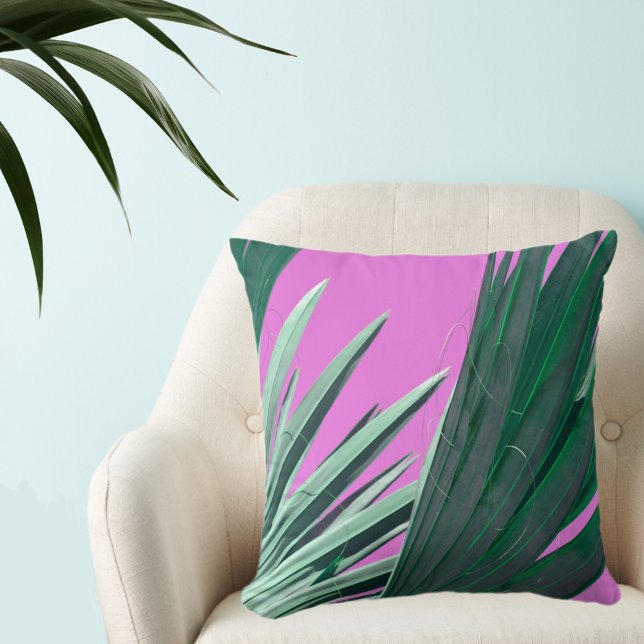 Hellrosa mit grünen Palmfronten Kissen (Von Creator hochgeladen)