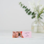 Hellrosa mit schwarzer Schrift Foto-Makeup Mini Visitenkarte (Stehend Vorderseite)