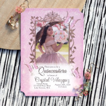 Hellrosa Schmetterlinge, Verzierte Quinceanera