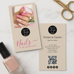 Hellrosa Schrift Logo QR Code Foto Nagelstudio Visitenkarte