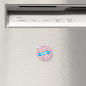 Hellrosa Streusel 'Süß!' Abzeichen Magnet (In Situ (Geschirrspüler))