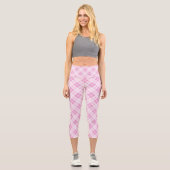 Hellrosa Tarta Weihnachtsmuster Capri Leggings (Vorderseite)
