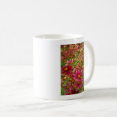 Hellrosa und gelbe Daisy-Blume Kaffeetasse (VorderseiteRechts)