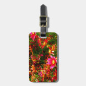 Hellrosa und gelbe Daisy Wilde Blume Gepäckanhänger (Vorderseite vertikal)