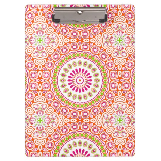 Hellrosa und orangefarbene Frühjahrs-Mandala-Blume Klemmbrett (Vorderseite)