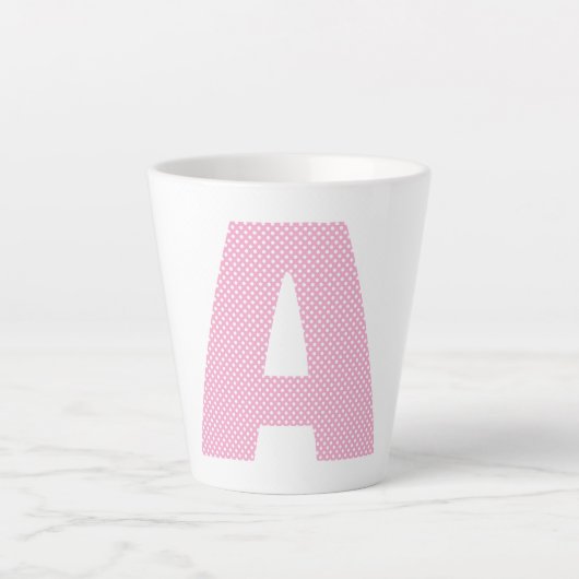 Hellrosa und weiße Polka Dot Fett Monogramm Milchtasse (Vorderseite)