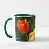 Hellrote und gelbe Tulpen Fotografie Tasse (Links)