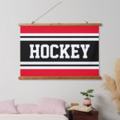 Hellroter, Schwarz-weißer Streifen - HOCKEY-Text Wandteppich Mit Holzrahmen (Schlafzimmer)