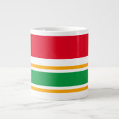 Hellrotes, weißes Kelly-Gelb-Rennstreifen Jumbo-Tasse (Vorderseite)