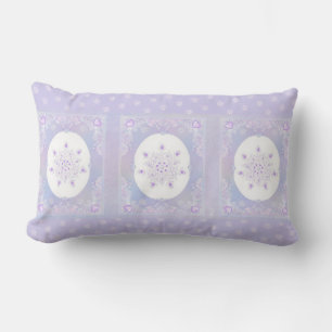 hellviolette Schneeflocke & glitzerndes Herz Lendenkissen