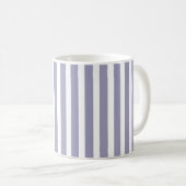 Hellvioletter Streifen-Monogramm Kaffeetasse (VorderseiteRechts)