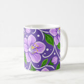 Hellviolettes Blumenmuster mit grünen Blättern Kaffeetasse (VorderseiteRechts)
