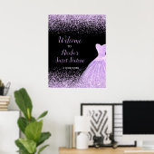 Hellviolettes Kleid mit falschem Glitter Sweet 16  Poster (Heimbüro)