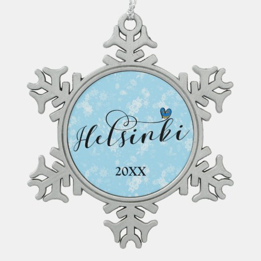 Helsinki Flag im Herzen Finnlands Schneeflocken Zinn-Ornament (Vorderseite)