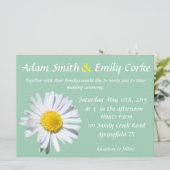 Hemlock Green Daisy Wedding Einladung (Stehend Vorderseite)