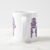 Henna Hand of Hamsa (Lila) Jumbo-Tasse (Rückseite)
