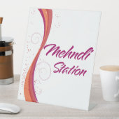 Henna-Station Sockelschild (In Situ)