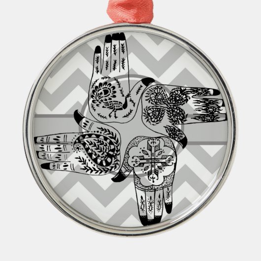 Hennastrauch übergibt 4 quadratische Vintage Silbernes Ornament (Vorne)