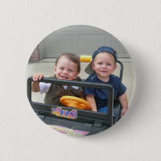 Henry und Eli Button