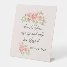 Her children rise up and call her blessed  sockelschild