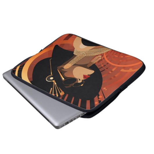 HER CROWN #3 LAPTOPSCHUTZHÜLLE (Vorne Knopf)