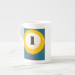 Herauf nahe Malerei Pool-des Balls der Nr.-eine Porzellantasse