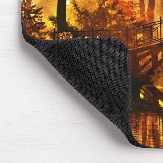 Herbst - Alte Brücke im Herbst Nebelpark Mousepad (Ecke)