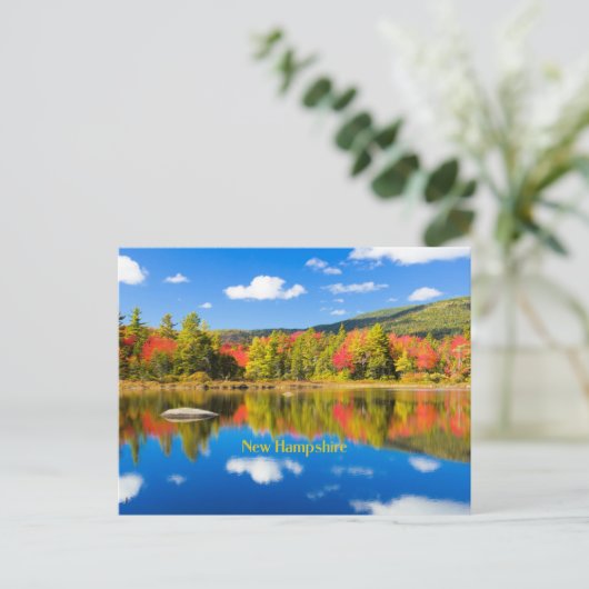 Herbst am See, New Hampshire, Postkarte (Stehend Vorderseite)