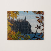 Herbst am Spalte-Felsen-Leuchtturm Puzzle (Horizontal)