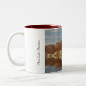 Herbst auf Pine Lake #3 Zweifarbige Tasse (Links)